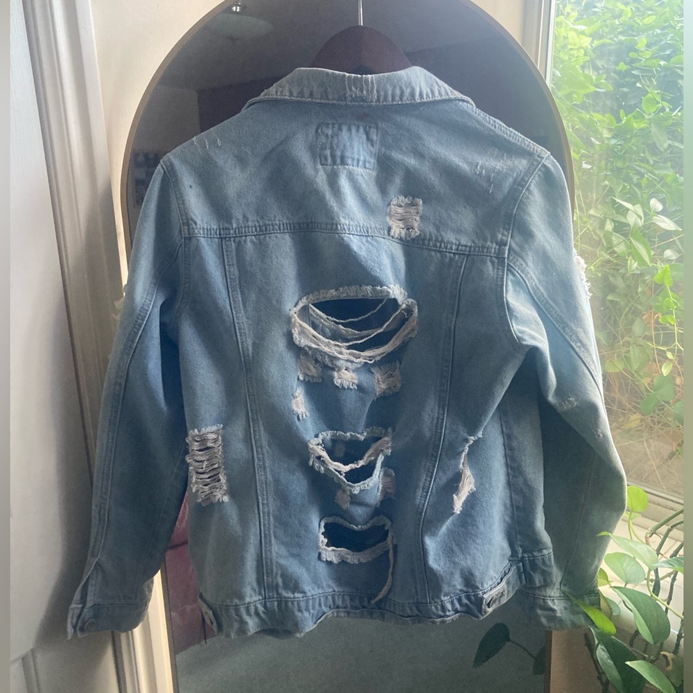 Wax Jean Light Wash Distressed Denim Jacket Medium - Picture 2 of 7